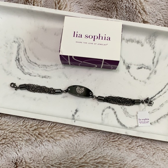 Lia Sophia Love Note Bracelet - Picture 2 of 4